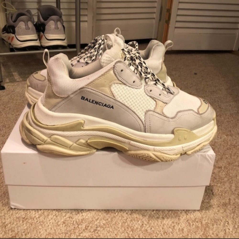 Balenciaga Triple s cream